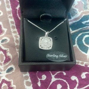 Diamond Cushion Cluster 18" Pendant Necklace (1/10 ct. t.w.) in Sterling Silver